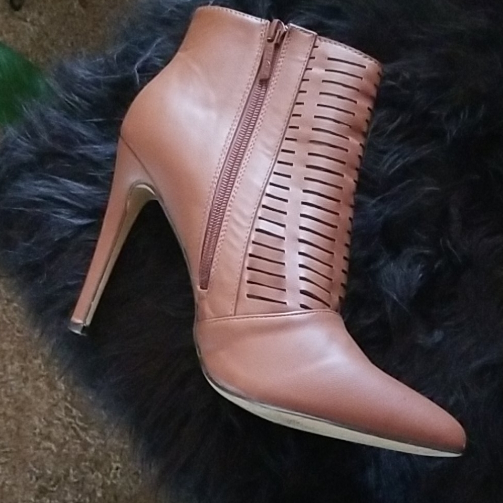 👜Brown Booties - Picture 2 of 8